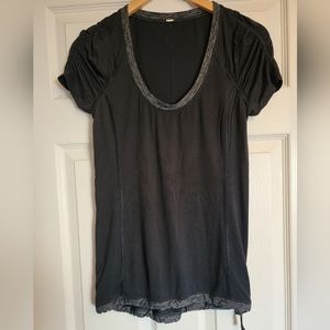 Lululemon Black Mesh T-shirt sz 4